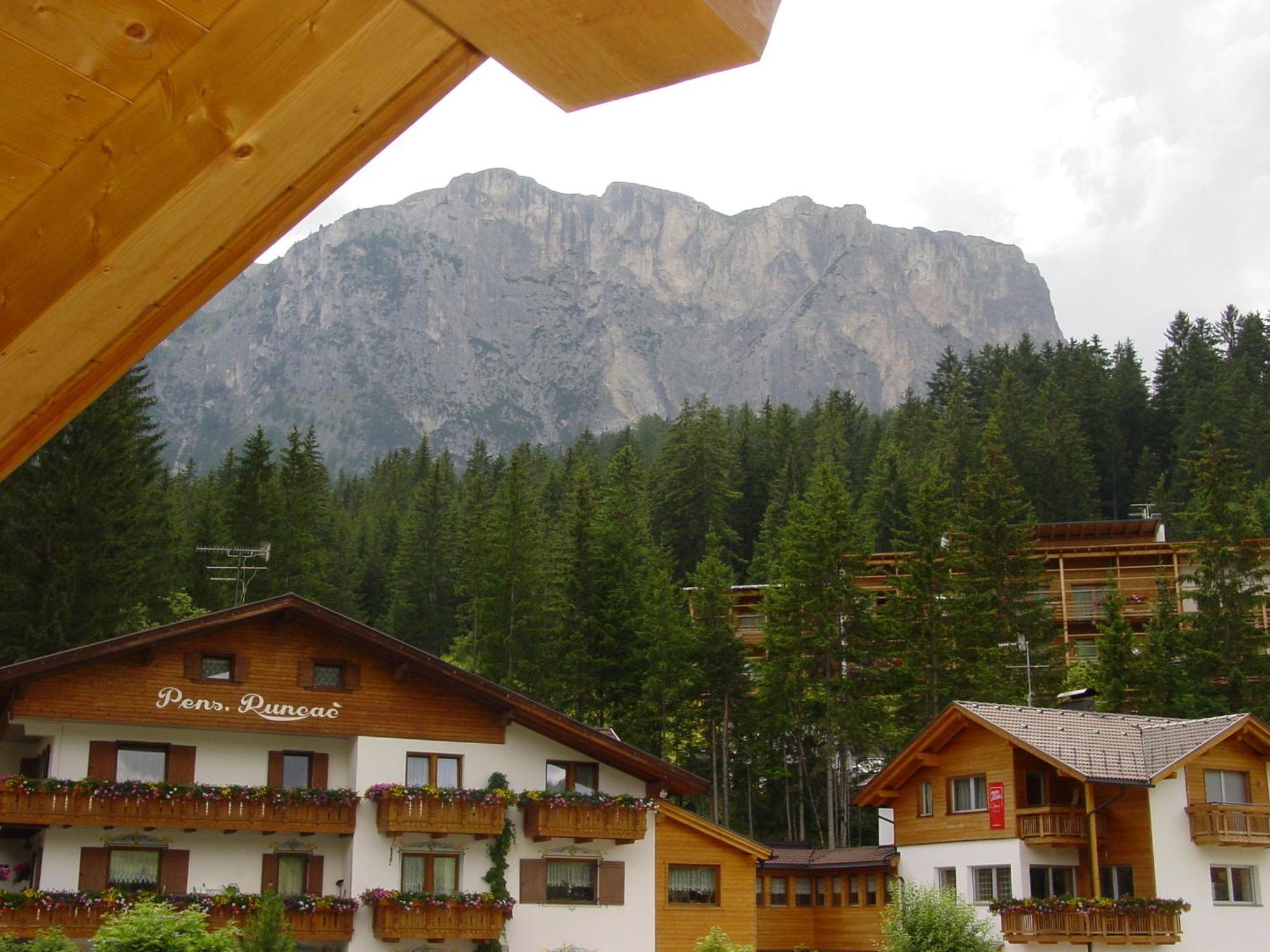 Ciasa Rudiferia Appartamenti In Alta Badia Exteriér fotografie