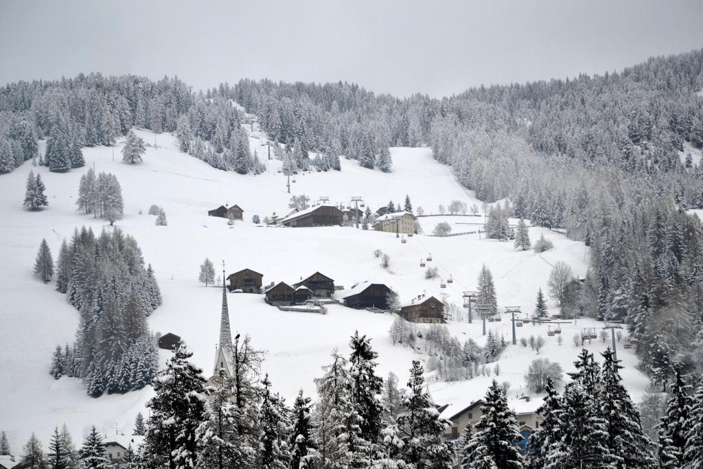 Ciasa Rudiferia Appartamenti In Alta Badia Exteriér fotografie